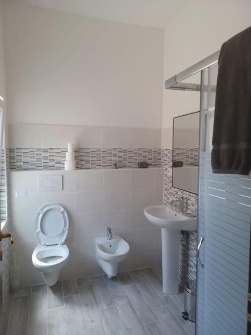 Mondo House Fiumicino Zewnętrze zdjęcie